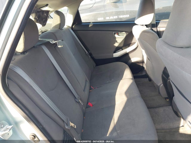 JTDKN3DUXE1825179 Toyota Prius Two