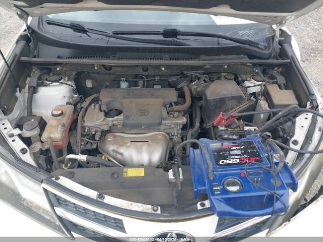 JTMRFREV9FD116331 Toyota Rav4 Xle