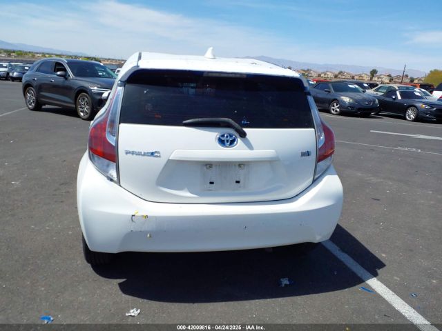 JTDKDTB35G1125179 Toyota Prius C Two