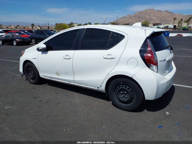 JTDKDTB35G1125179 Toyota Prius C Two
