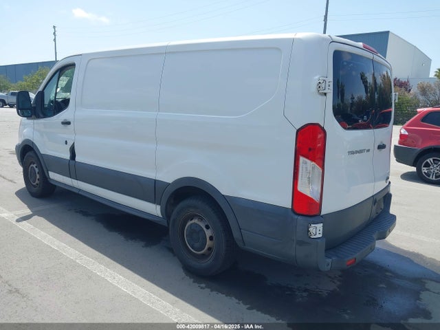 1FTYE1YM6GKB51876 Ford Transit-150