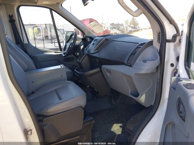 1FDBF9ZM5HKB16176 Ford Transit-350 Cab Chassis