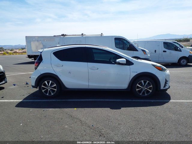 JTDKDTB32J1599890 Toyota Prius C Two