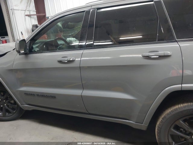 1C4RJFAG0LC163818 Jeep Grand Cherokee Altitude 4x4
