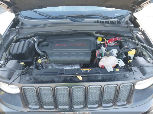 ZACNJDBB2MPM79995 Jeep 2021