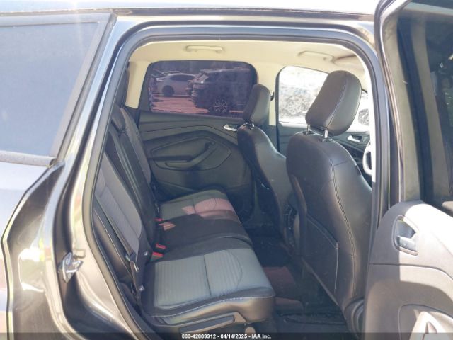 1FMCU0GD2JUA71216 Ford ESCAPE SE