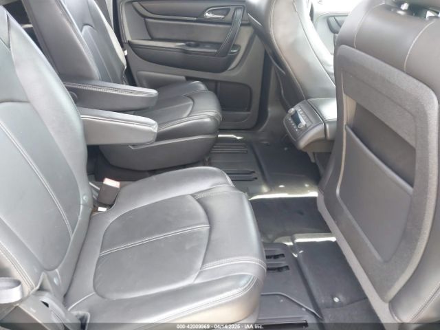 1GNKRHKD3HJ305079 Chevrolet Traverse 2lt