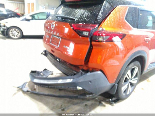 JN8AT3DD5MW316916 Nissan Rogue Platinum Intelligent Awd