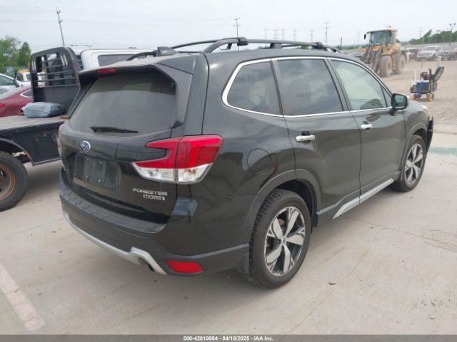 JF2SKAWC5KH551119 Subaru Forester Touring