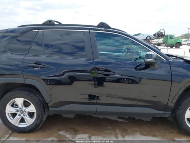 2T3W1RFV9KC009374 Toyota Rav4 Xle