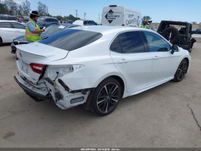 4T1B61HK8KU803178 Toyota CAMRY XSE