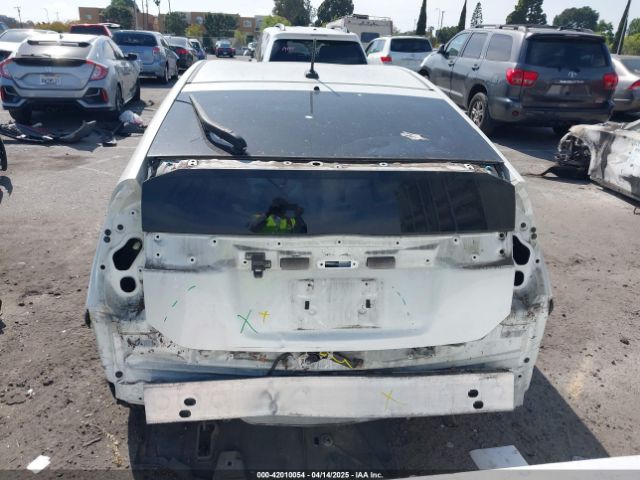 JTDKN3DU8E1777813 Toyota Prius Four