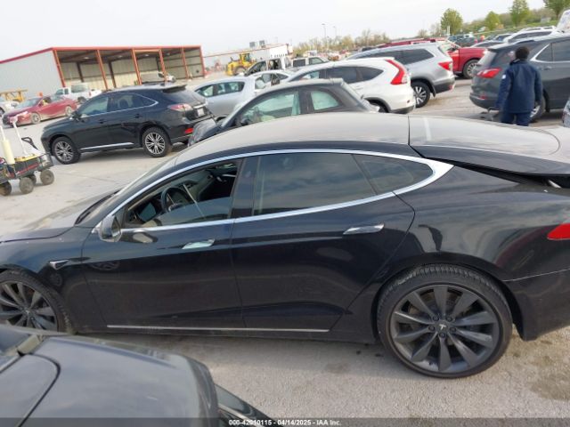 5YJSA1E28HF188981 Tesla 2017