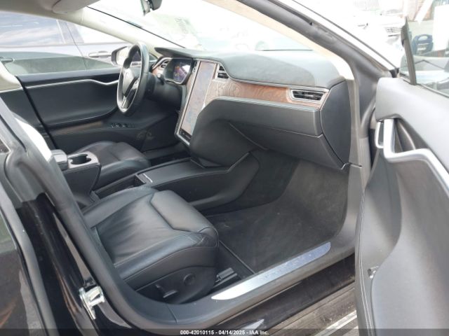 2017 TESLA MODEL S 5YJSA1E28HF188981 Photo 4