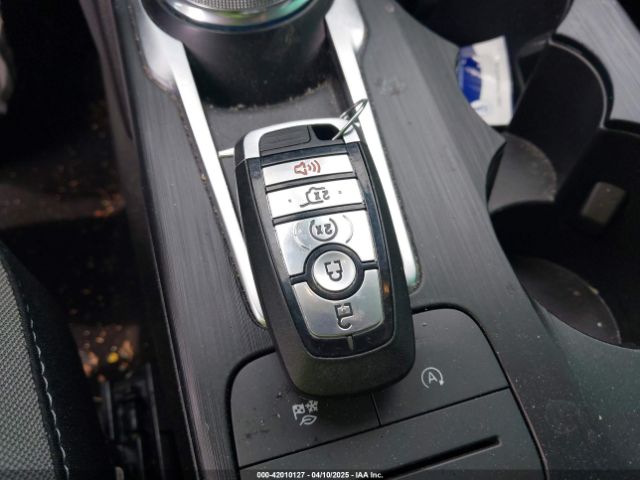 1FMCU9G64NUB95256 Ford ESCAPE SE