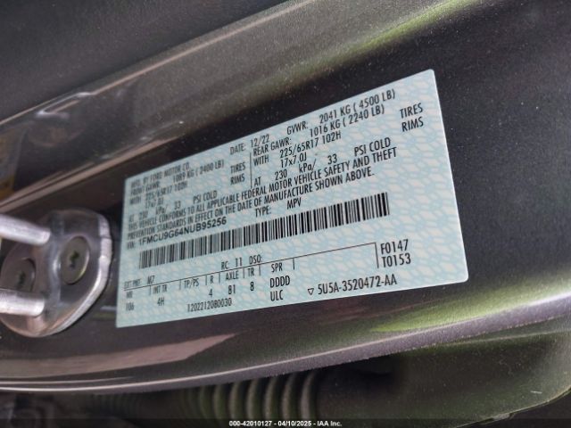 1FMCU9G64NUB95256 Ford ESCAPE SE