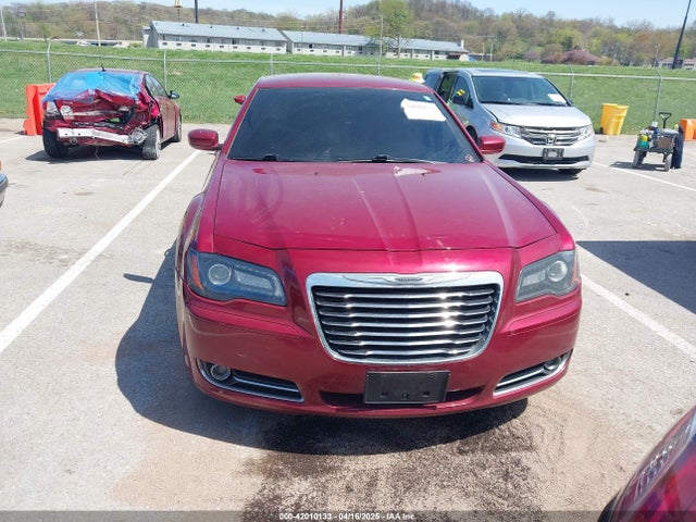 Продаж на аукціоні авто 2014 Chrysler 300 300s, vin: 2C3CCABG7EH136010, номер лоту: 42010133