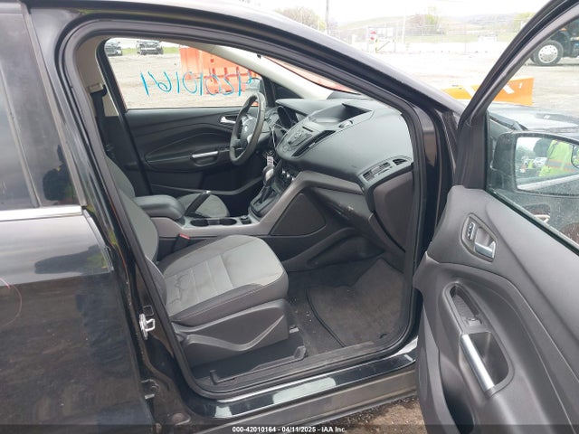 1FMCU0GX7EUC38542 Ford ESCAPE SE