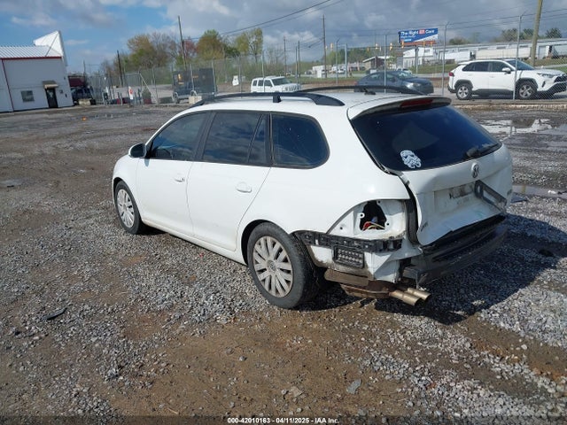 3VWPP7AJ8EM622194 Volkswagen Jetta Sportwagen 2.5l S