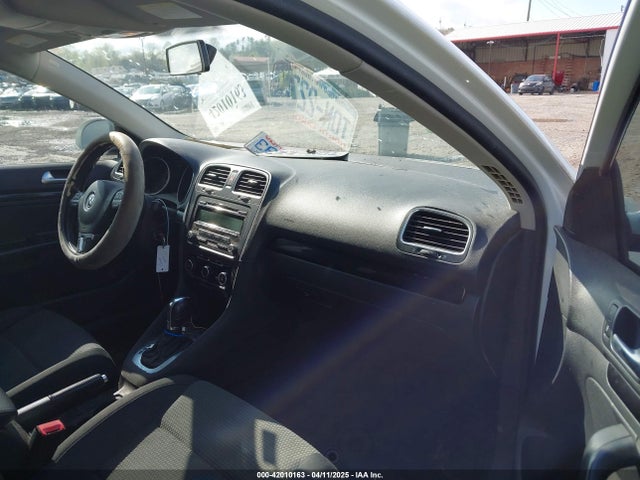 3VWPP7AJ8EM622194 Volkswagen Jetta Sportwagen 2.5l S