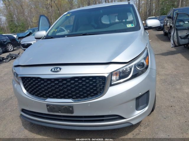 KNDMB5C17H6292641 KIA SEDONA LX