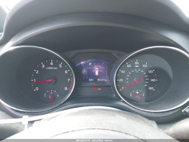 KNDMB5C17H6292641 KIA SEDONA LX