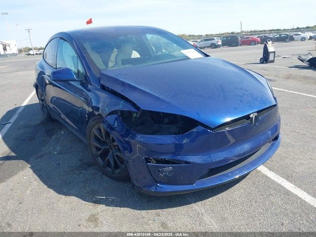 2023 TESLA MODEL X 7SAXCBE55PF367111 Photo 0