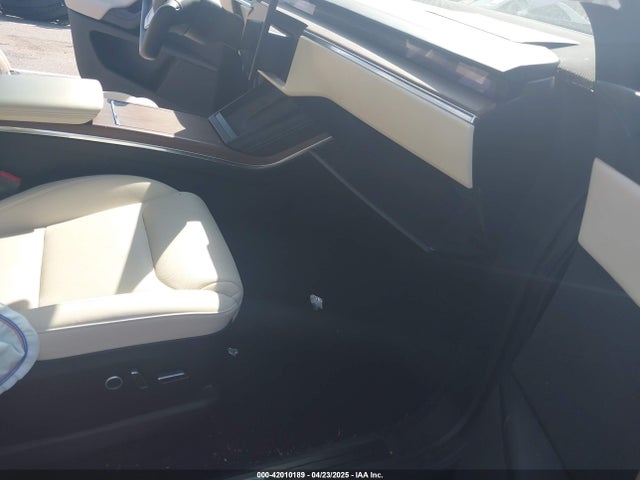 2023 TESLA MODEL X 7SAXCBE55PF367111 Photo 4
