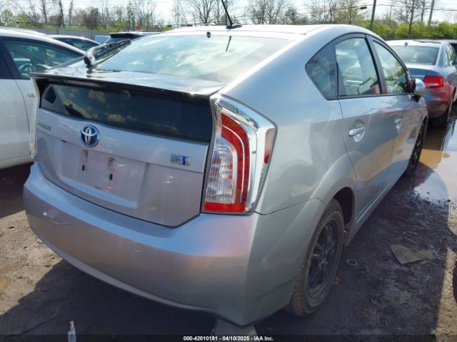JTDKN3DU6F0476707 Toyota Prius Three