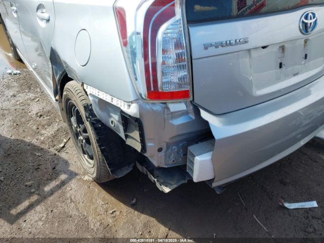 JTDKN3DU6F0476707 Toyota Prius Three