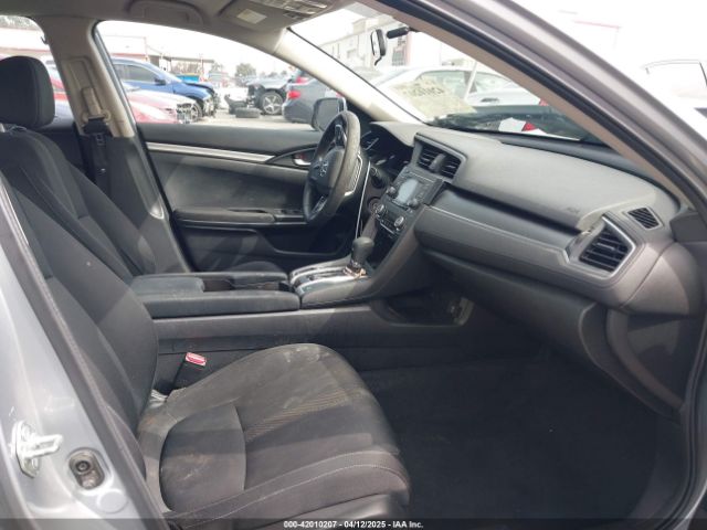 2HGFC2F5XHH562089 Honda Civic Lx