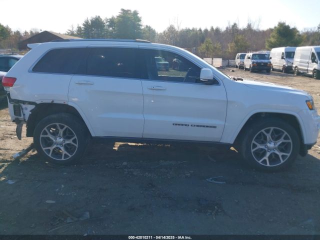 1C4RJFBT6JC156834 Jeep Grand Cherokee Sterling Edition 4x4