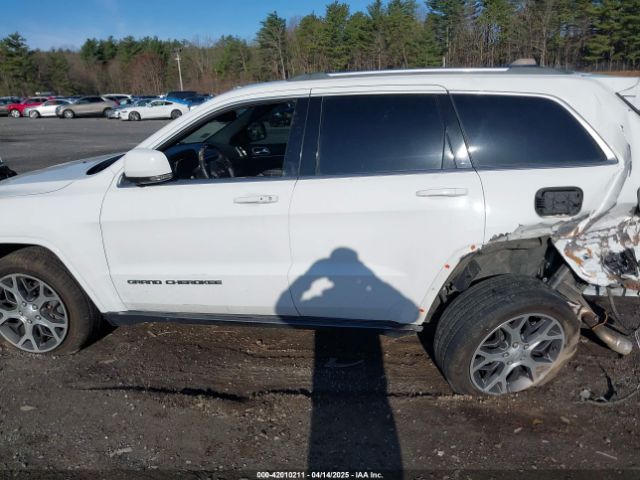 1C4RJFBT6JC156834 Jeep Grand Cherokee Sterling Edition 4x4