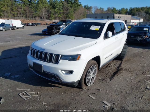 1C4RJFBT6JC156834 Jeep Grand Cherokee Sterling Edition 4x4
