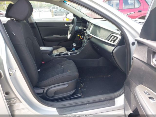 5XXGT4L34KG327439 KIA Optima Lx