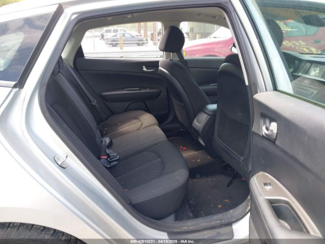 5XXGT4L34KG327439 KIA Optima Lx