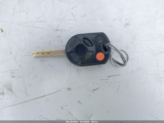 1FADP3K22EL363702 Ford FOCUS SE