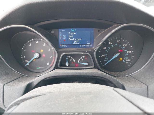 1FADP3K22EL363702 Ford FOCUS SE