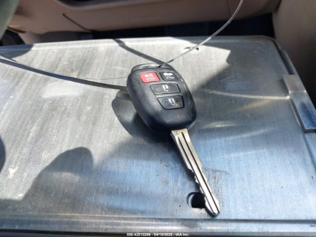 4T4BF1FKXGR519647 Toyota CAMRY LE