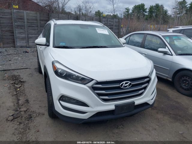 KM8J3CA48HU479251 Hyundai TUCSON SE