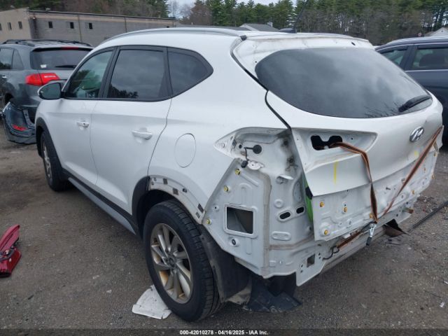 KM8J3CA48HU479251 Hyundai TUCSON SE