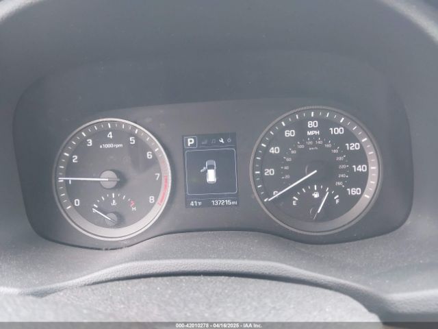 KM8J3CA48HU479251 Hyundai TUCSON SE
