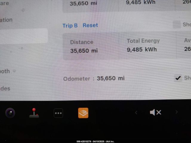 5YJ3E1EAXJF156572 Tesla Model 3 Long Range/mid Range