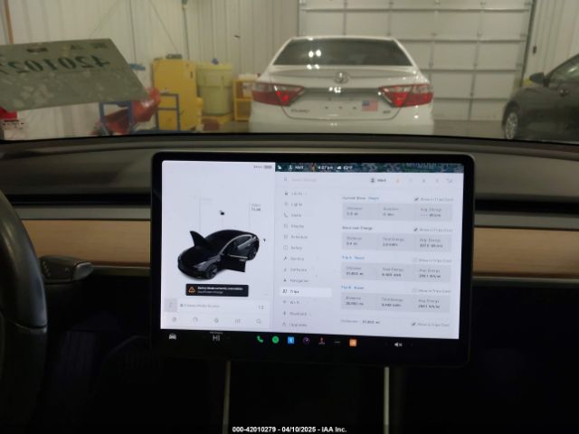 5YJ3E1EAXJF156572 Tesla Model 3 Long Range/mid Range