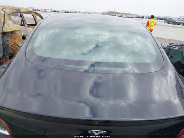 5YJ3E1EAXJF156572 Tesla Model 3 Long Range/mid Range