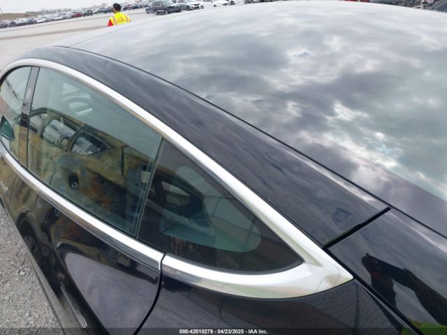 5YJ3E1EAXJF156572 Tesla Model 3 Long Range/mid Range
