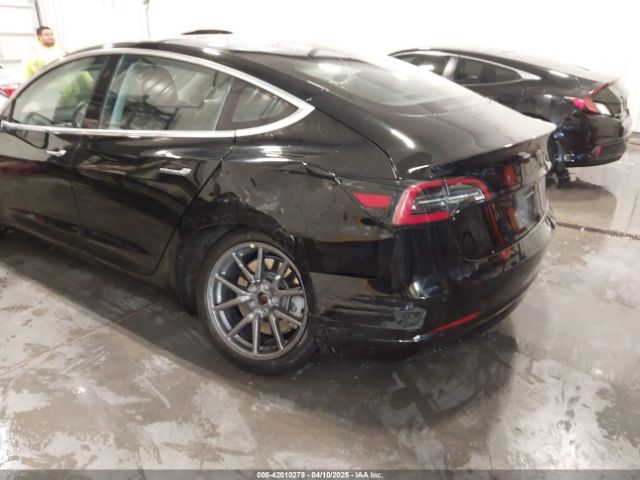 5YJ3E1EAXJF156572 Tesla Model 3 Long Range/mid Range