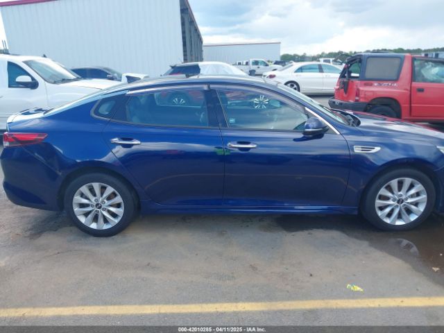 5XXGT4L32JG189009 KIA Optima S