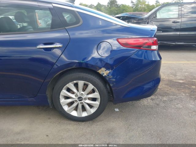 5XXGT4L32JG189009 KIA Optima S