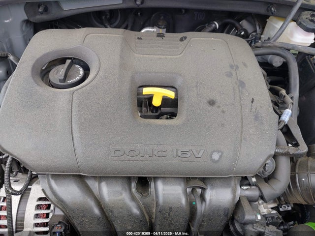 KNDJ23AU1R7917180 KIA SOUL LX